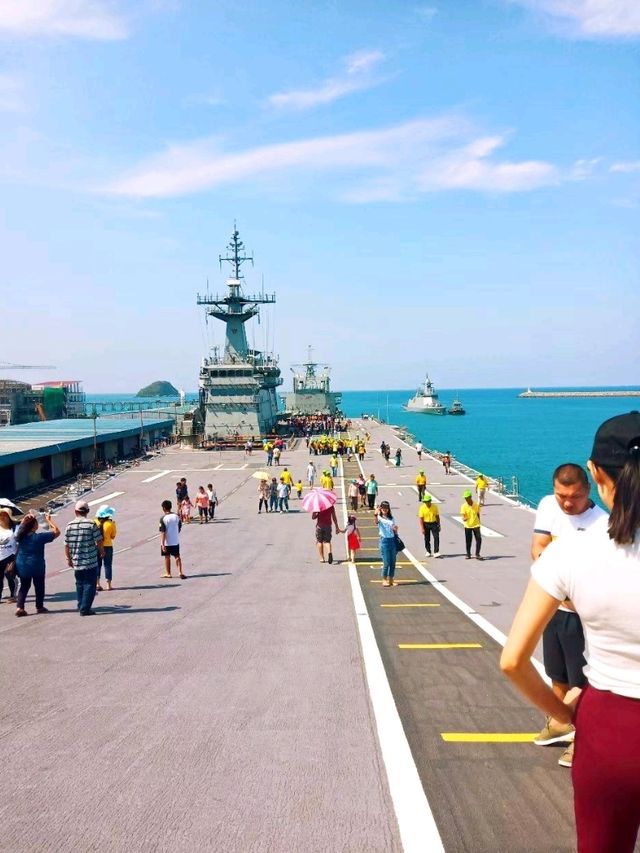 เรือหลวงจักรีนฤเบศร