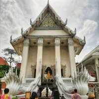 สักการะพระนาคปรกที่ใหญ่ที่สุดในกรุงเทพมหานคร