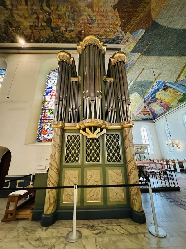 奧斯陸主教座堂（Oslo domkirke）