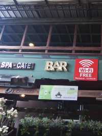 บ้านหุ่นเหล็ก