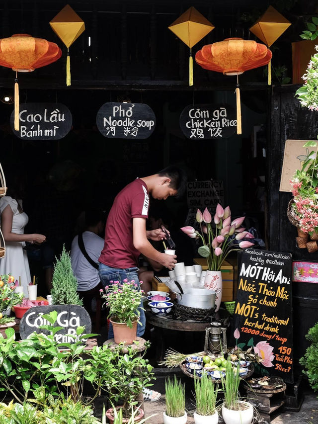 เที่ยวเมืองมรดกโลกสีมัสตาร์ด ฮอยอัน…ฉันรักเธอ🇻🇳