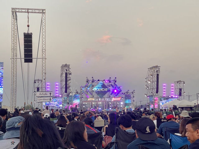 MOONBURI Music Festival สนุกสุดมันส์ ✨