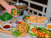 ร้านอาหารริมแม่น้ำเจ้าพระยา ปากเกร็ด นนทบุรี