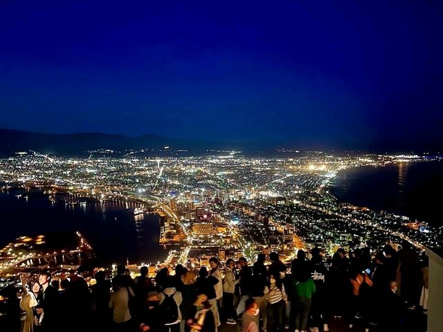 函館景點｜世界三大夜景之一•遺落在輕津海峽上的珠寶盒—函館山夜景