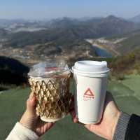 단양의 하늘, 가을을 마시다 - 카페 산(Cafe Sann)⛰️
