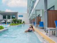 ที่พักภูเก็ต โทนขาว-ฟ้า ใจกลางเมือง