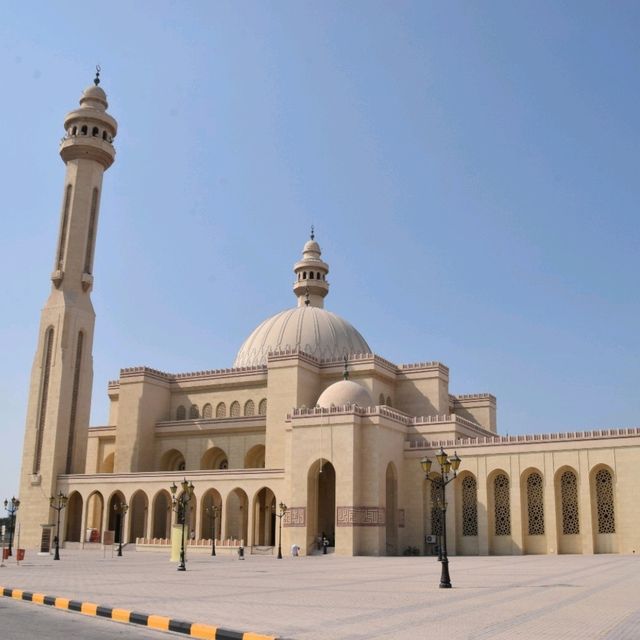 The majestic of Al-Fateh Grand Mosque
