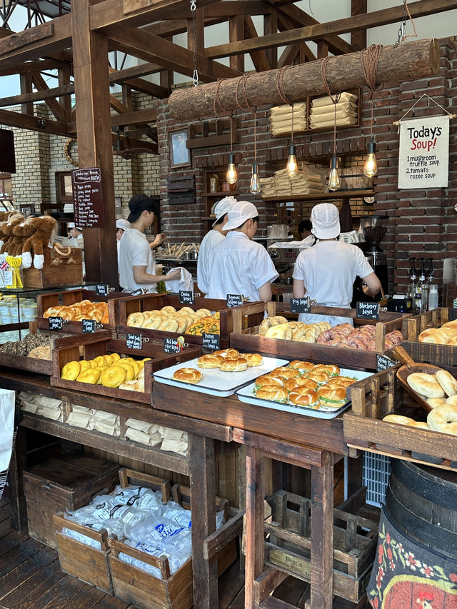 유럽 감성 핫플 베이글 성지 런베뮤 🥯