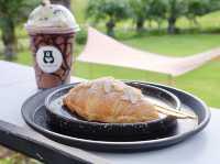 ลานโอบรักแคมป์ปิ้ง & Tree’N Bear Cafe