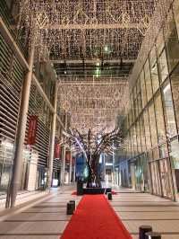 【金継ぎをモチーフ！？】東京ミッドタウン八重洲のツリーが独創的すぎる！🎄