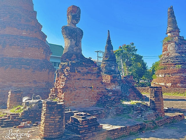 ใส่ชุดไทย ตะลุยโบราณสถาน 9 วัดที่อยุธยากันค่า