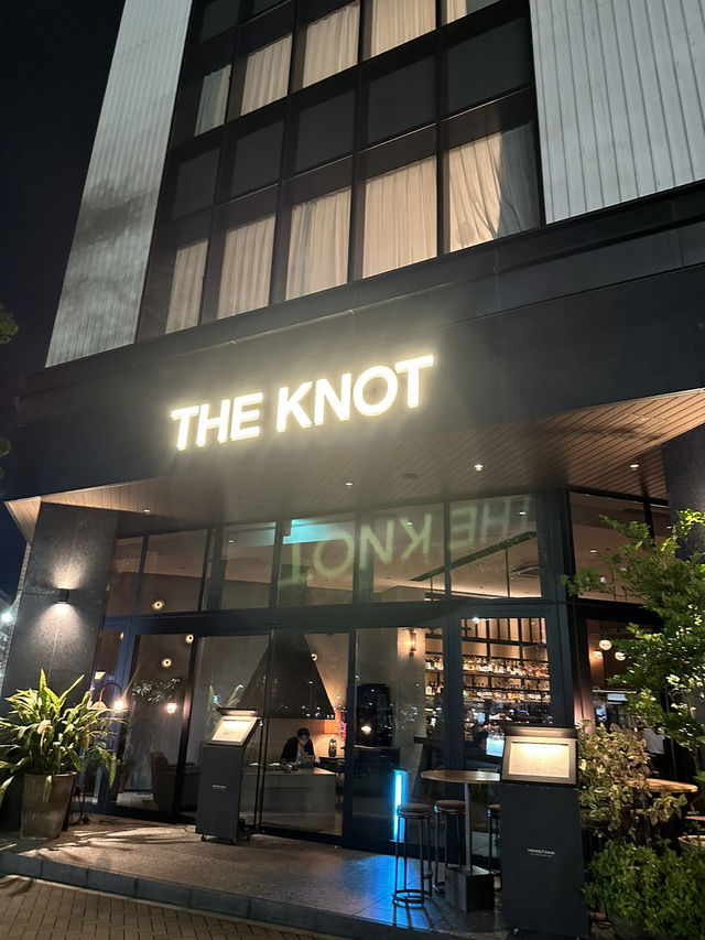 日本廣島住- THE KNOT HIROSHIMA:屋頂酒吧，質感與高檔享受，平價滿滿給你~喜愛度假感十足的不要錯過