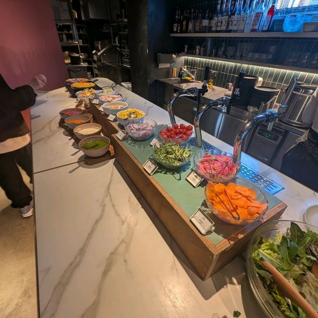 🇯🇵東京「鶯谷LANDABOUT」文青風設計旅店，白天夜晚各有特色！