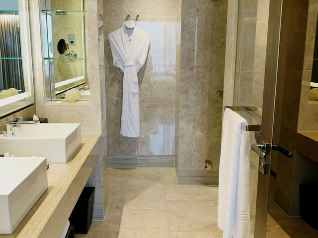 Unmatched Comfort and Luxury at Singapore Marriott Tang Plaza Hotel