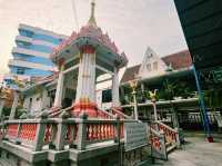 泰國曼谷著名寺廟景點鬼王廟推薦：Wat Suttharam วัดสุทธาราม，適合求財運和避禍。