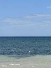 SOLO BEACH CAMP: NOISE OF THE WAVES