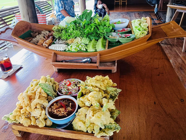 เรือนจรุง—ร้านลับอยุธยา ที่ต้องจองข้ามปี