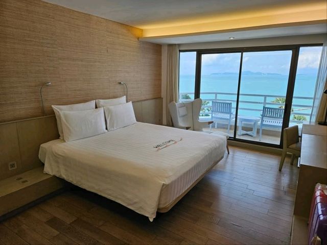 โรงแรม Pullman Pattaya Hotel G
