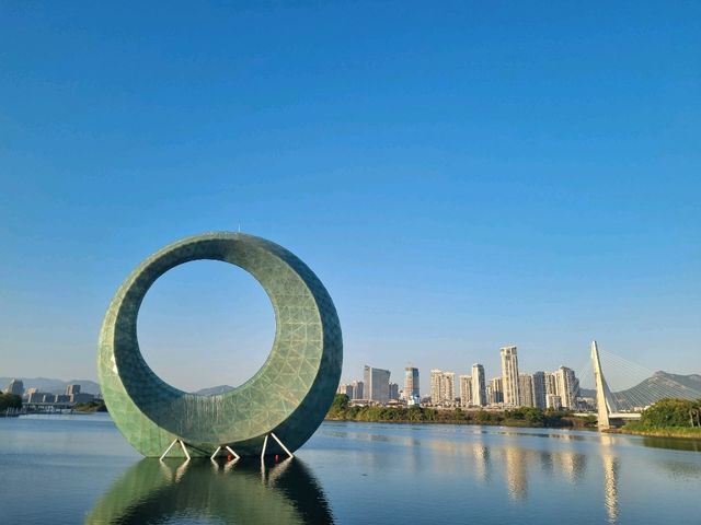 Xiamen in Autumn, lush and cool