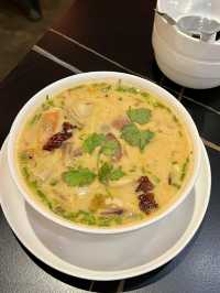 Amazing Thai Food in Manila! Chang Thai