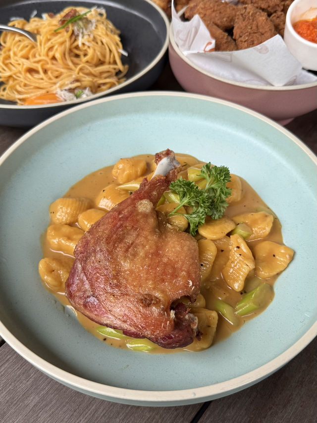 Hainanese Western Café with Nearly 50 Years of History