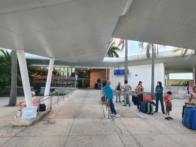 [🇲🇽カンクン] 旅の始まりと終わりを彩るカンクン国際空港