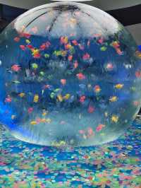 “Aquaria KLCC — Dive Into an Underwater World in the Heart of Kuala Lumpur”