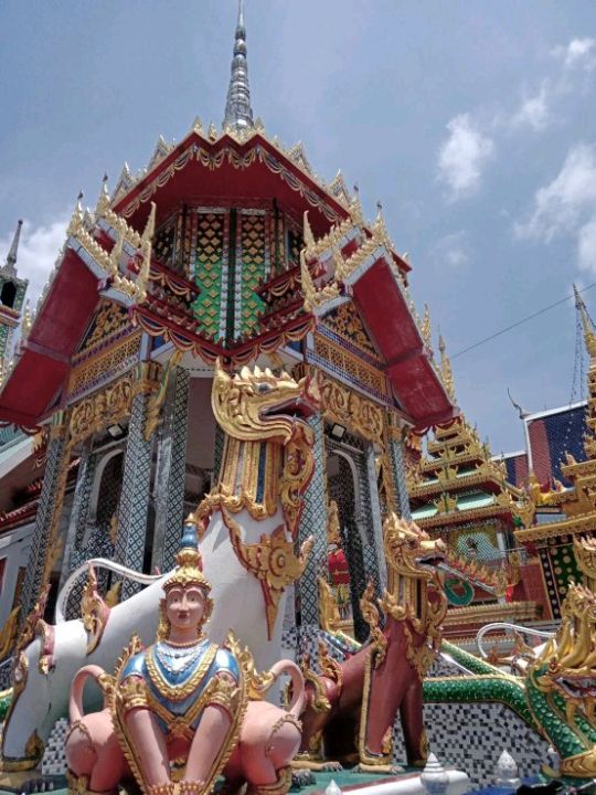 🚶‍♀️เดินข้ามคลองชม 3วัด✨️