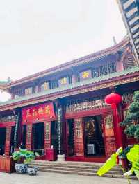 Temple of the Six Banyan Trees หรือ วัดหกต้นไทร