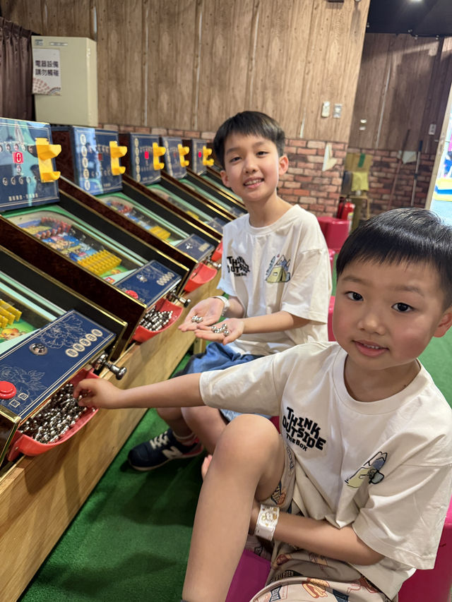 【 大小朋友都啱玩。台北市立兒童新樂園 】  