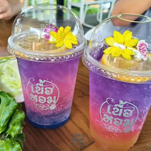 🧃เนื้อหอม Cafe & Bistro