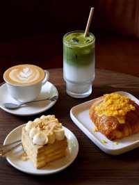 charming bakery and café