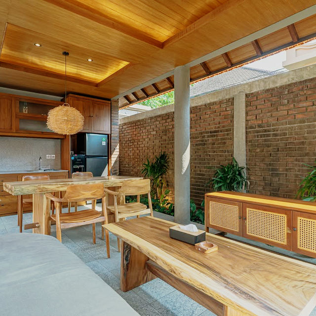 A Seaside Sanctuary of Serenity