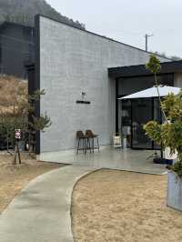 写真映えコーヒーショップ　コーヒーバーン