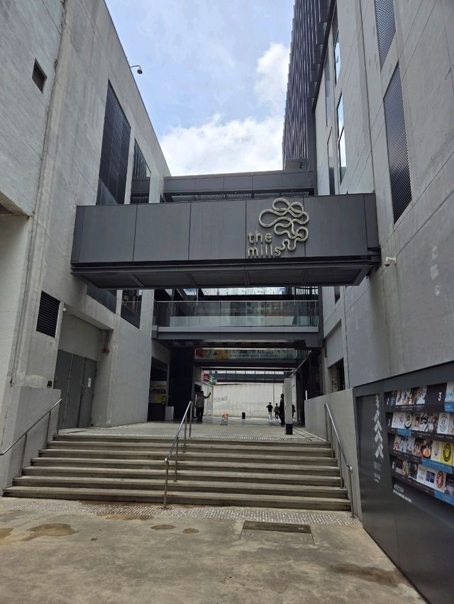 南豐紗廠：了解香港紡織業歷史+ 親親狗狗