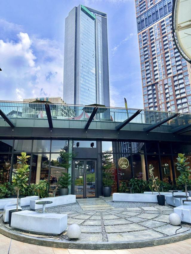 Urban Jungle Dining: A Breath of Fresh Air at Pokok Lalaport