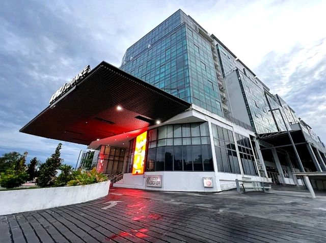 “Regatta Suites Kuching – Affordable Comfort Near the Heart of the City”