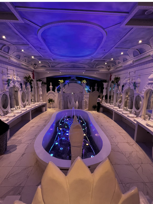 🎡 Carnival Magic Phuket – เมืองมหัศจรรย์ที่แสงสีคื