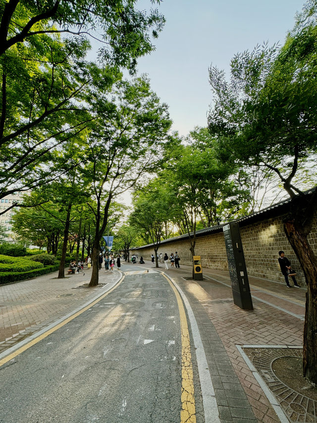 Seoul : Big City, Small Spend