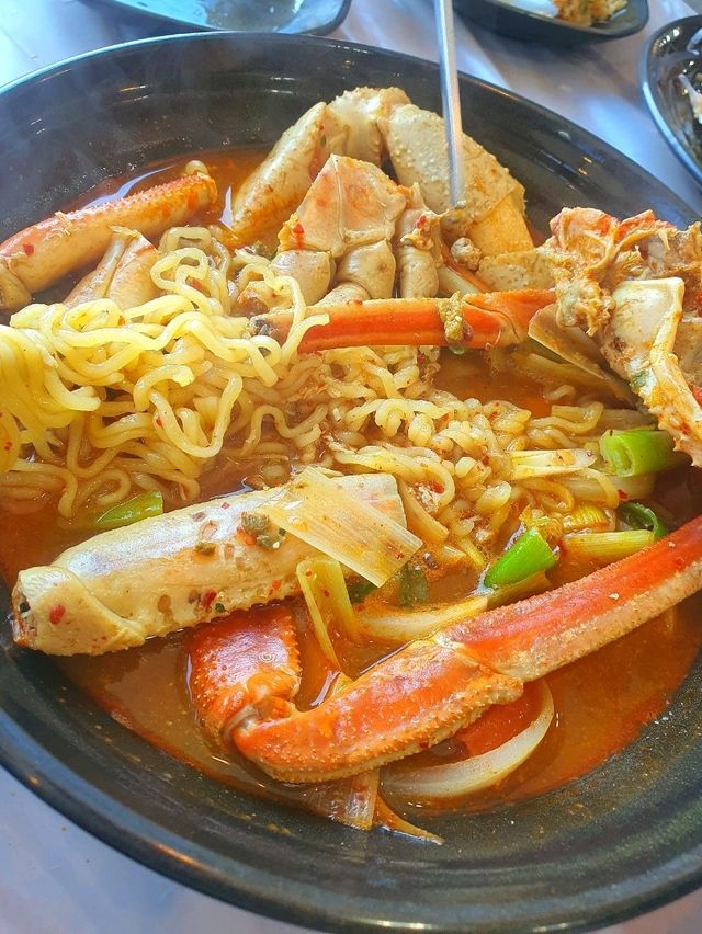 대게와 오션뷰를 모두 즐길 수 있는 맛집🌊