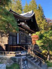 山と神秘に包まれる「宝登山神社」で、心澄む長瀞旅