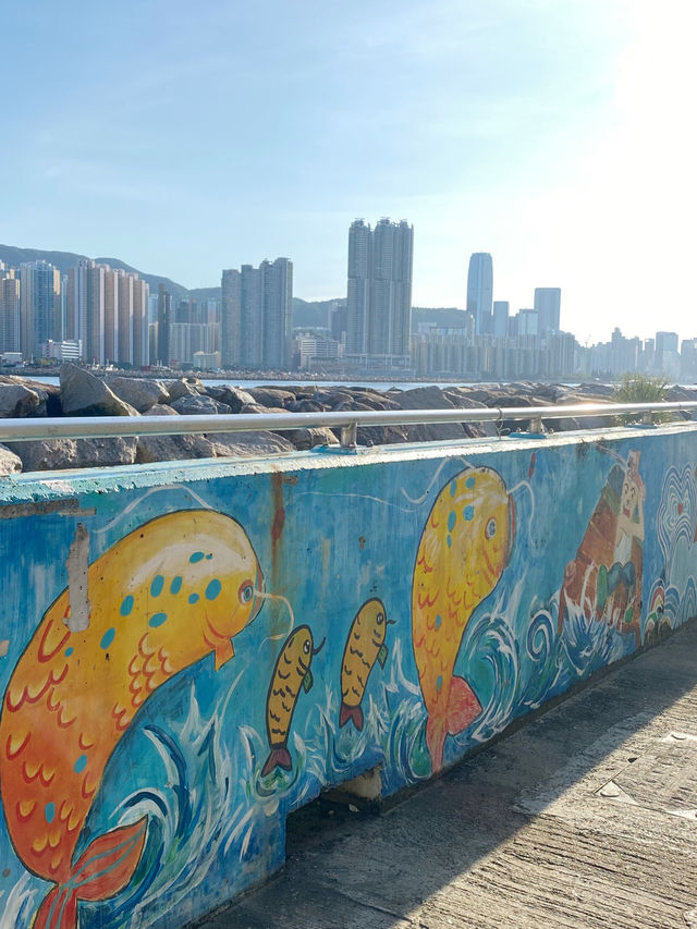 香港｜鯉魚門有個小小壁畫村🐬 🐈‍⬛