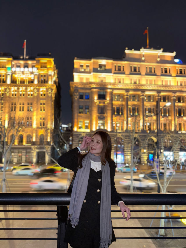📸 The bund กลางคืนถ่ายรูปสวยมาก 📸 The bund กลางคืนถ่ายรูปสวยมาก