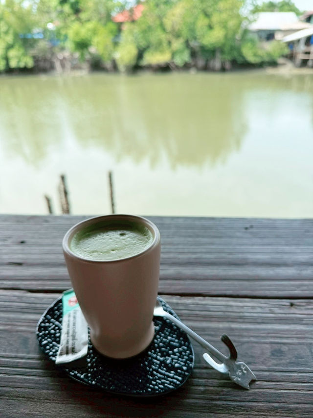 แวะพักซักนิดที่ร้าน Pakpap cafe (พักแป๊ป)