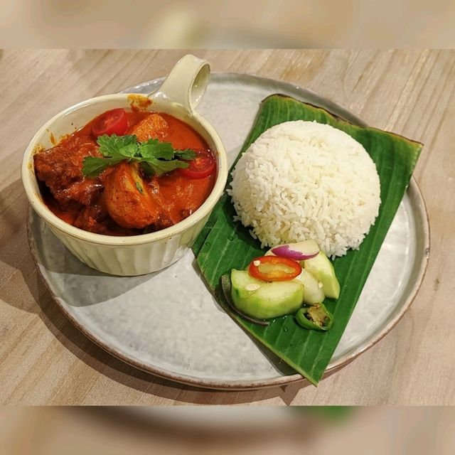 尖沙咀隱世高人氣泰菜cafe😋