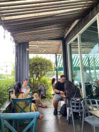  Vivi The Coffee Place – คาเฟ่ริมแม่น้ำเจ้าพระยา