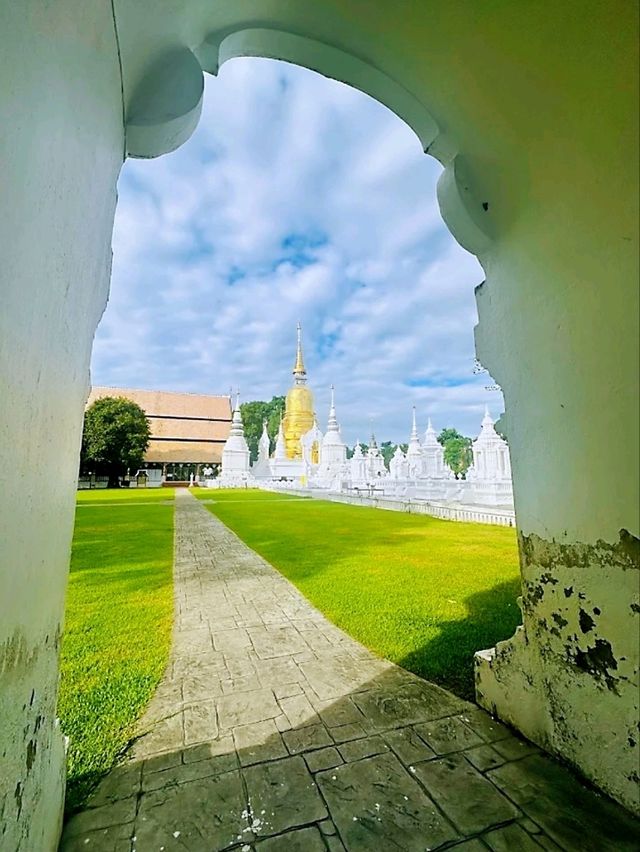 วัดสวนดอก หรือชื่อเดิม วัดบุปผาราม สมัยพญากือนา