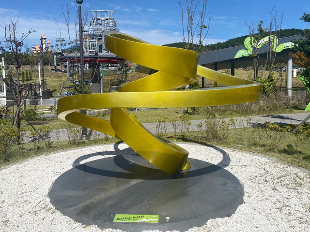 Skyline Luge Busan: The Perfect Blend of Speed and Fun! 🎢🏎️