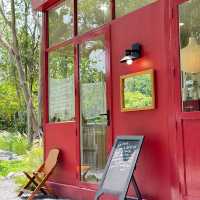 The Neighborhood Cafe 