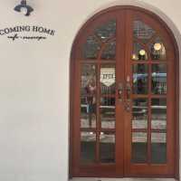 Coming Home Café & Seascape – ราไวย์ ภูเก็ต